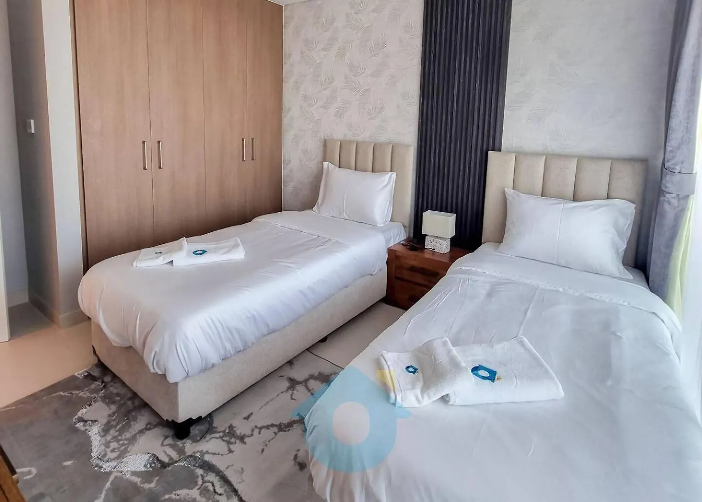 Like Home - 5805 Contemporary 3-Bhk With Subtle Creek Views At The Grand Dubai 0*,  United Arab Emirates
